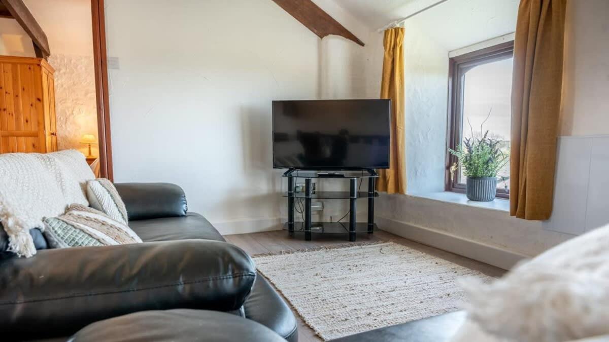 Lovely 3 Bedroom Holiday Cottage Nr Bude Exterior photo
