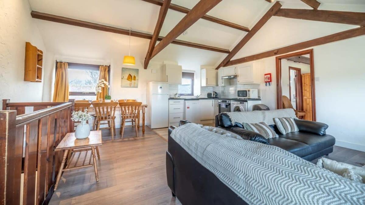 Lovely 3 Bedroom Holiday Cottage Nr Bude Exterior photo
